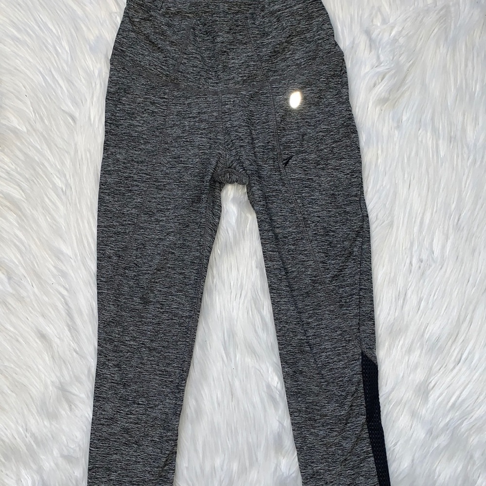 Capri Leggings by GGblue